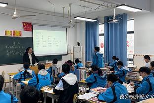 津媒：王秋明目前不在国内，他将于17日直接赴阿联酋向国足报到